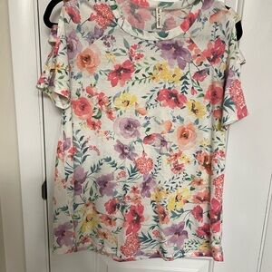 Floral Short Sleeve Top - Multicolor